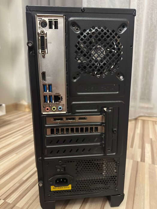 Настолен компютър