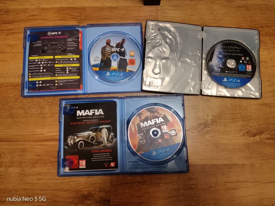 Ps4 pro+2 controllere+22 jocuri