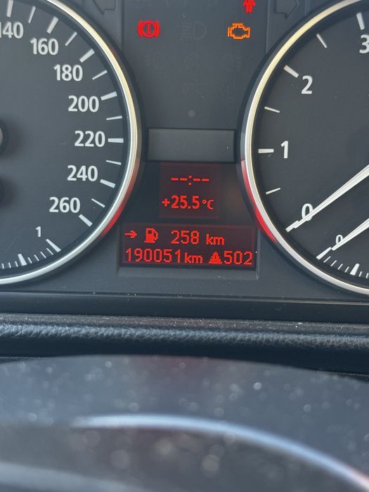 Vând BMW 320i E90, 2.0 benzină, 150 CP