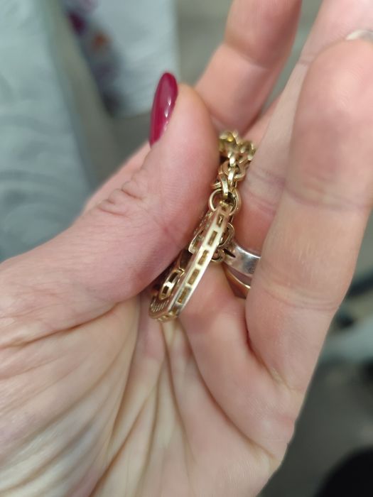 Златно колие cartie 2120лв