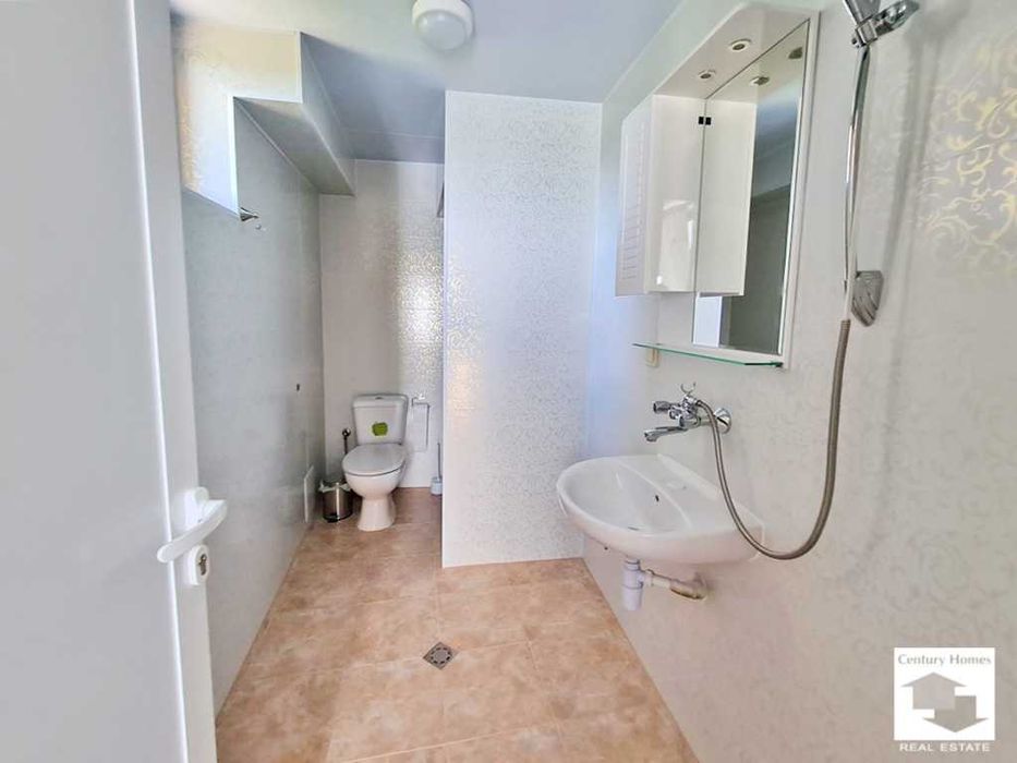 116070 Луксозна къща с 5 спални и панорамна гледка, с. Малки чифлик