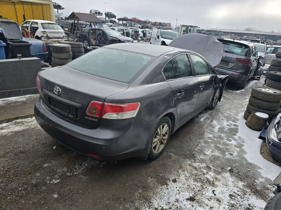 Dezmembrez Toyota Avensis T27 2.0 d an 2012 93KW cod 1AD-FTV