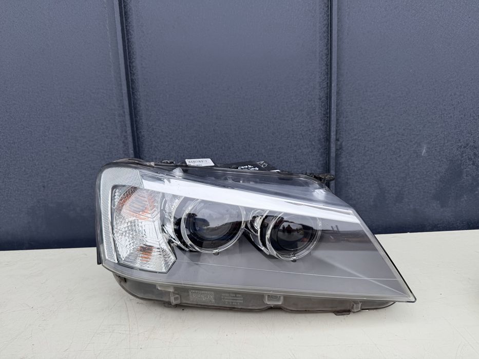Far dreapta BMW x3 F25 bi xenon
