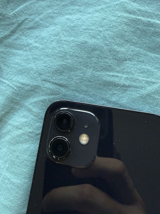 iPhone 12 64GB - Черен - Отличен!