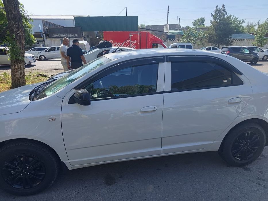 Chevrolet Cobalt 2025 — 2
