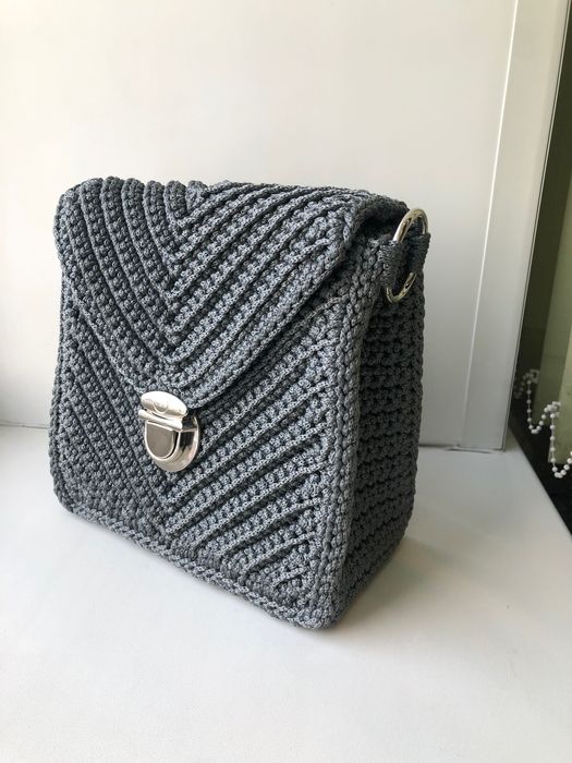 Сумки вязаные, ручная работа.