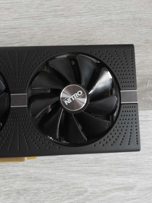 Видео карта Sapphire NITRO+ RADEON RX 570, 8GB GDDR5