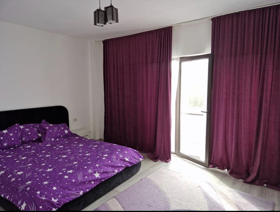 Apartament de vânzare mobilat și utilat