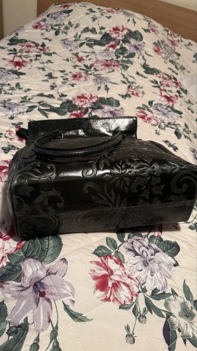 Елегантна голяма дамска чанта от естествена кожа, цвят: тъмно зелено