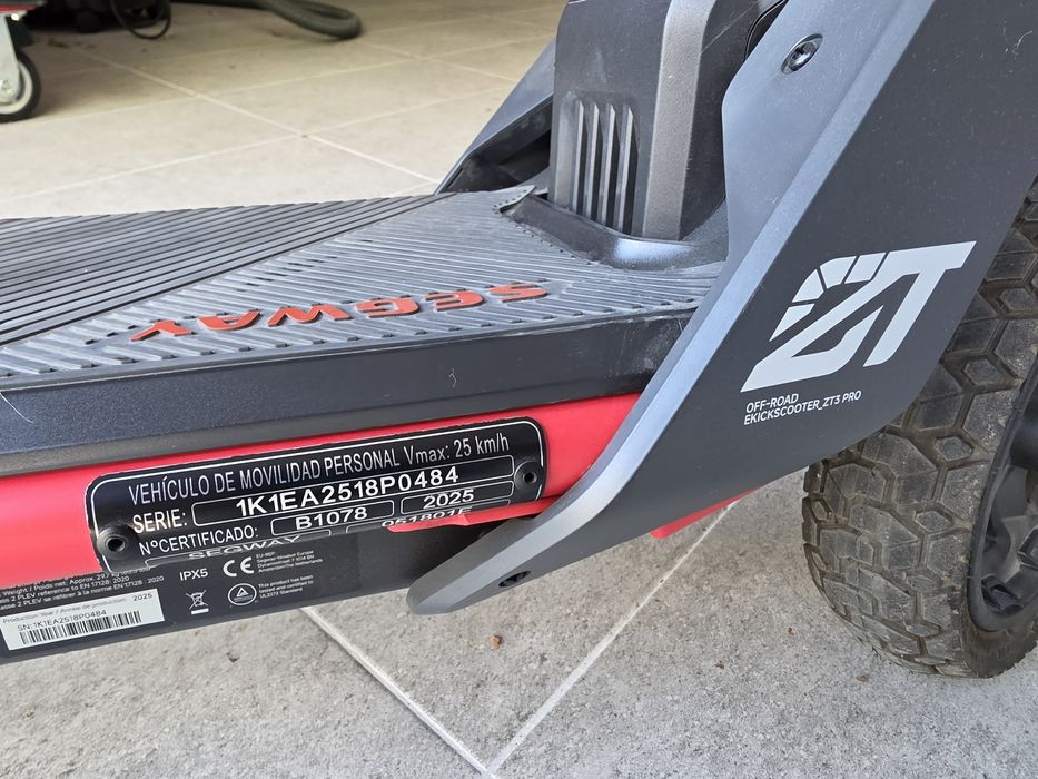 Тротинетка Segway ZT3 PRO