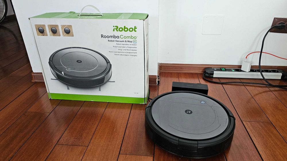 Aspirator robot cu mop 2in1, iRobot Roomba Combo R1138