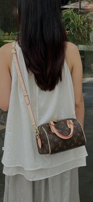 Geantă Louis Vuitton, model 2027, originala