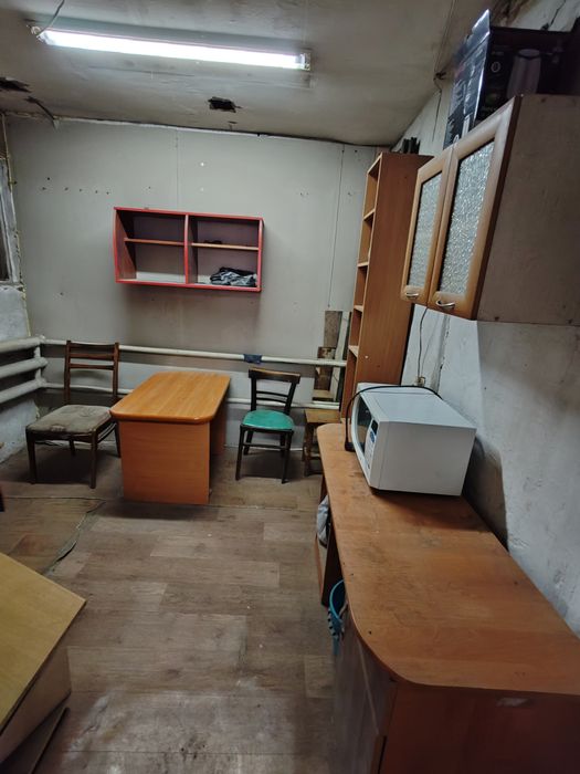 Сдам помещение в мебельном цеху.