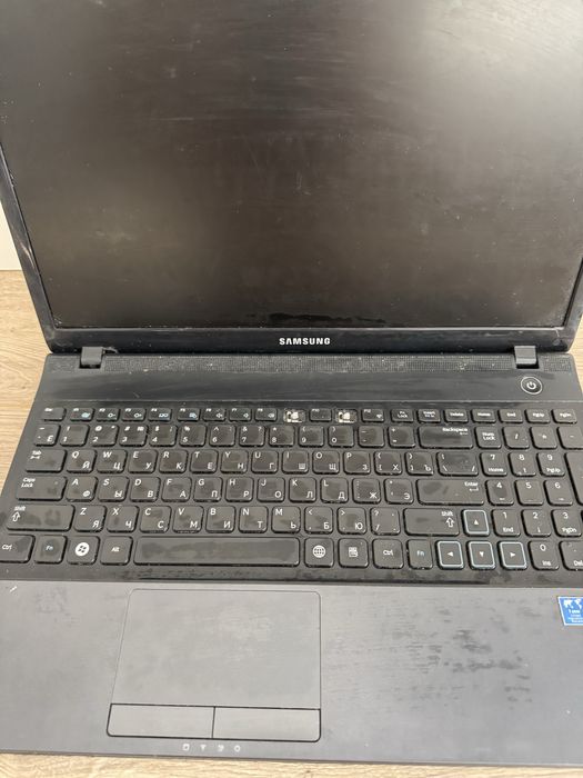 Ноутбук Samsung 15 дюймов