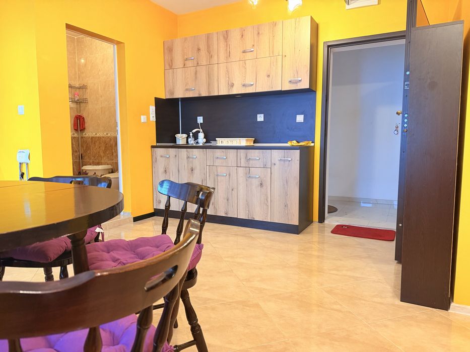 Дава се под наем Двустаен апартамент в Поморие - 68 кв.м за 380 € - Снимка #6