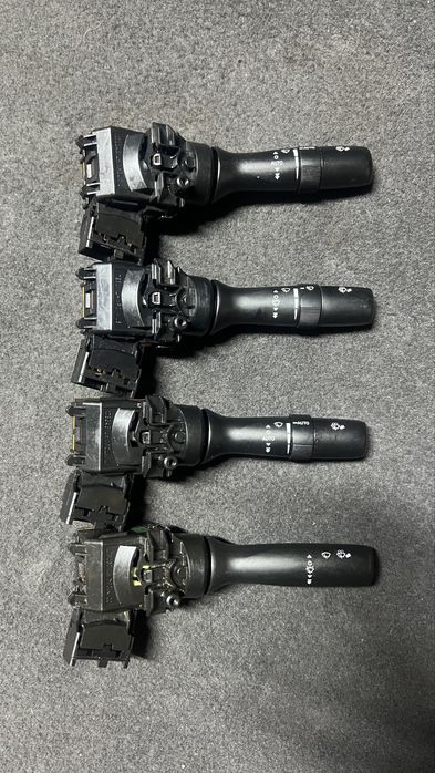 Подрулевой переключатель Камри 40