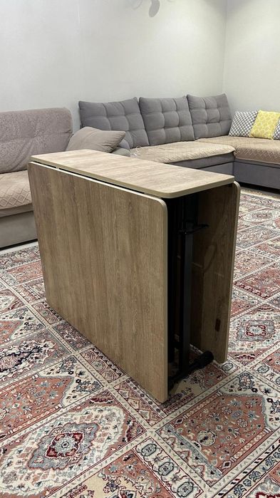 Продаётся раскладной стол