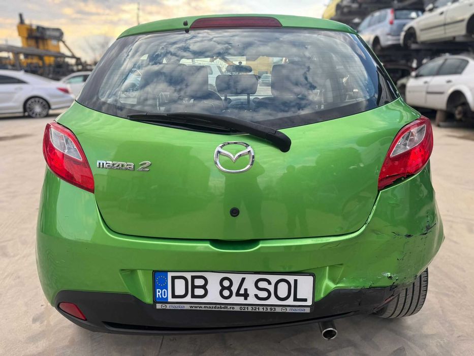 Mazda 2 1.4 i 2008 avariat lovit avariate