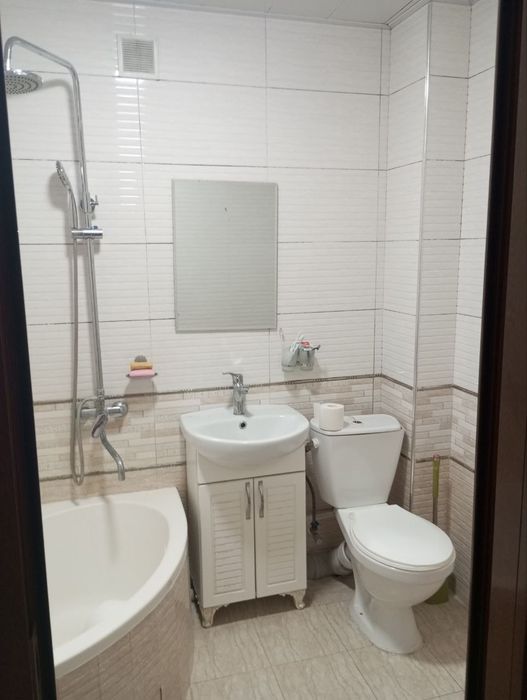 Продаётся 3 комнатная квартира в сартепо 5 микрорайоне.