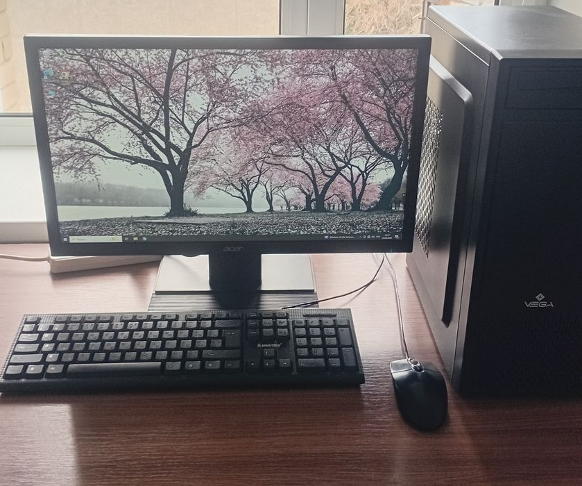 Продаю компьютер комплектом