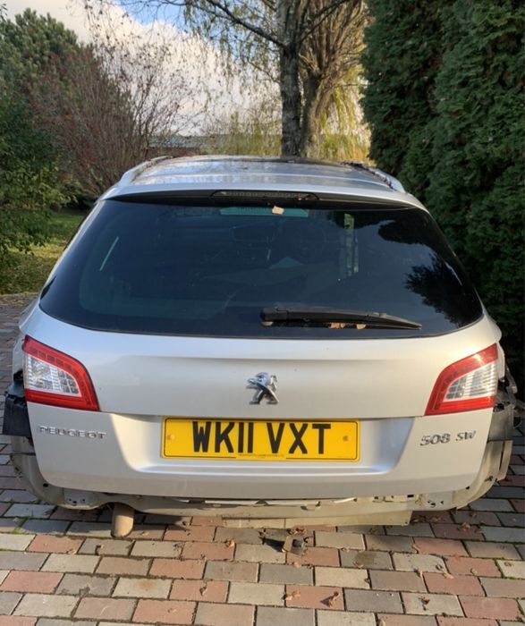 Ornament portbagaj haion Peugeot 508 sw stare f buna!