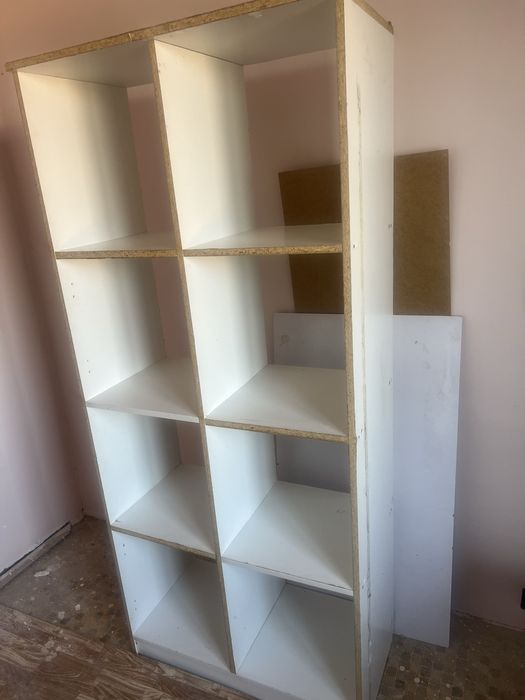 Шкаф.            .