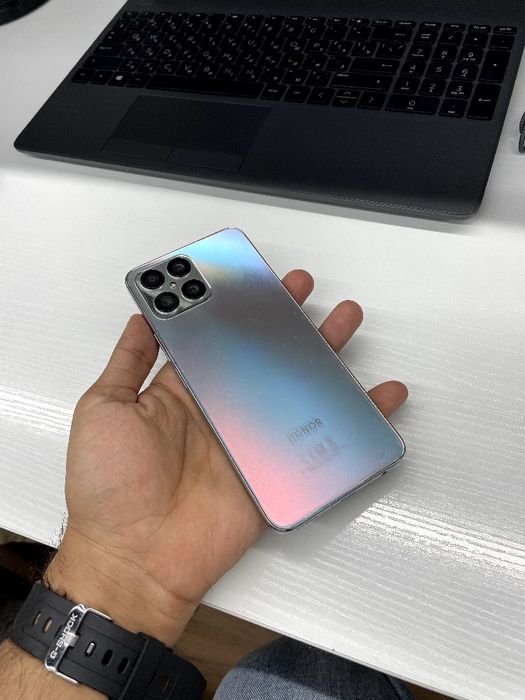 Xonor x8 6/128GB xolati ideal