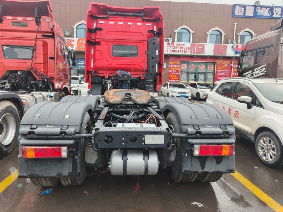Shacman тягач Х5000