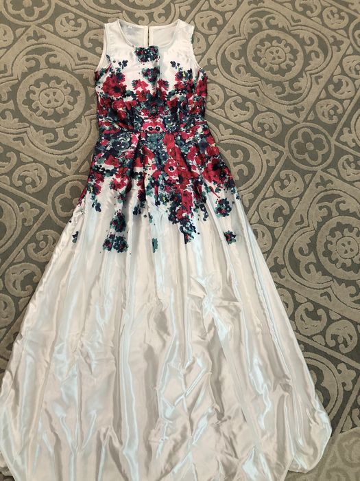 Платья  от 1тыс.тг