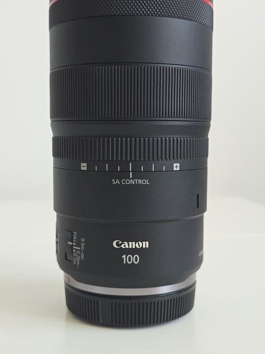 Canon RF 100mm F2.8 L Macro IS USM