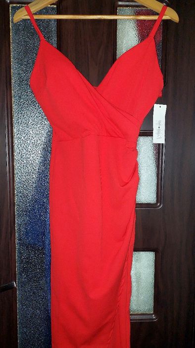 Rochie rosie noua cu eticheta