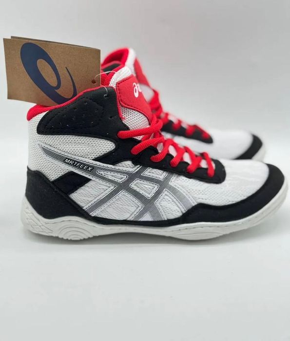 Новые борцовки ASICS