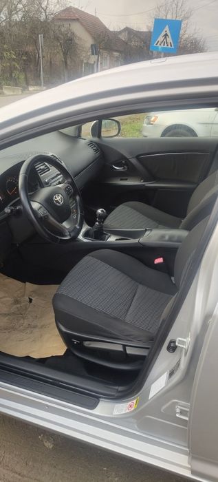 Toyota avensis 2.0 diesel