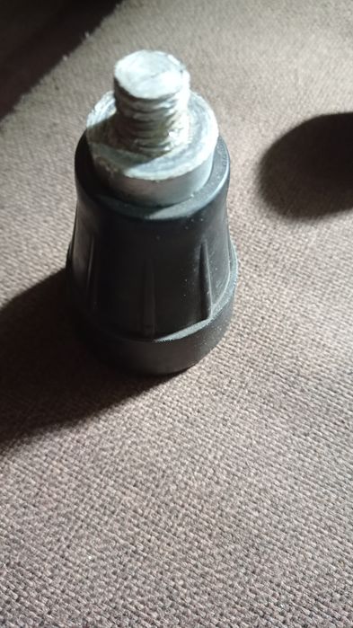 Продаю новые резиновые наконечники,для костылей .