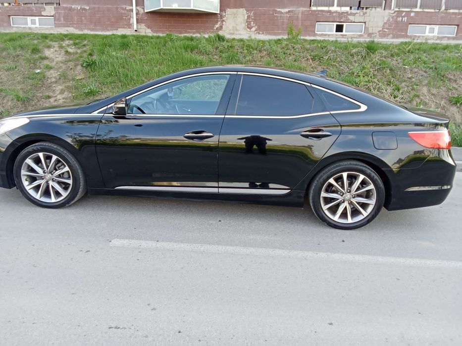 Hyundai GRANDEUR 2015 г
