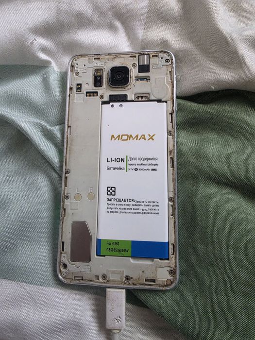 Продам Samsung Galaxy Alpha (SM-G850F)