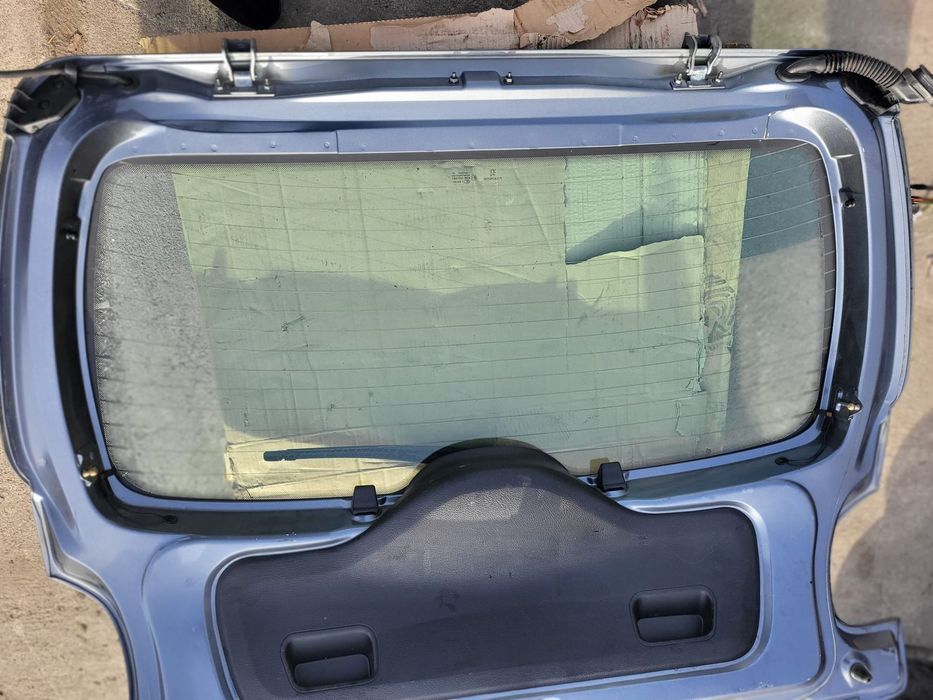Vindem Haion Peugeot 206 Plus