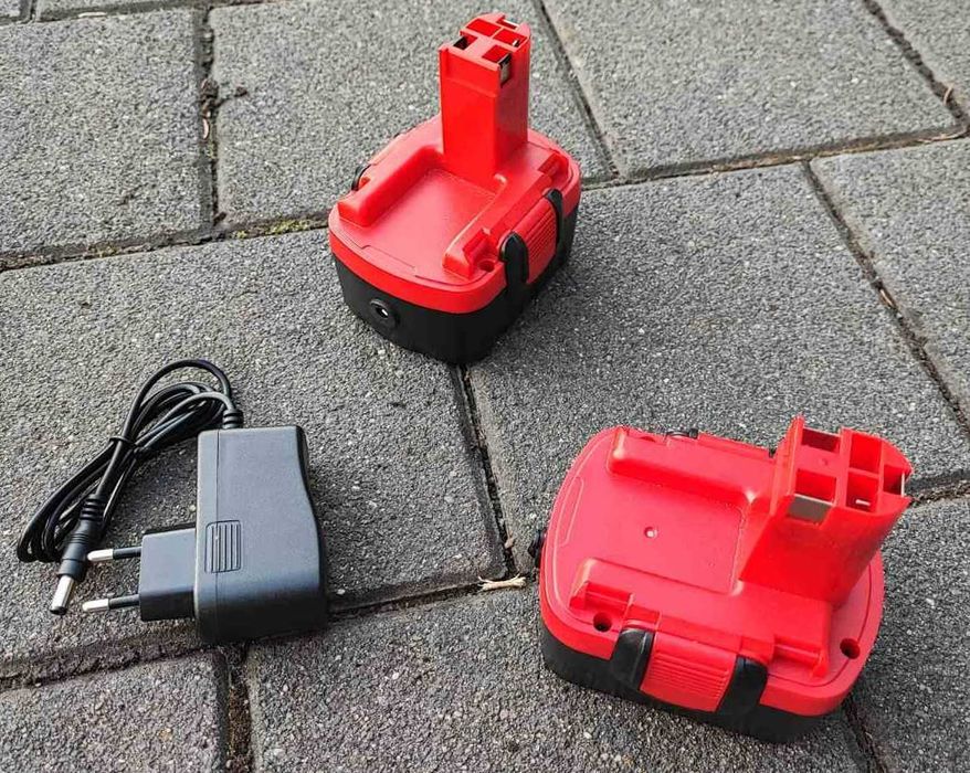 Li-Ion Baterie 14,4V (3Ah) cu încărcător pentru Bosch