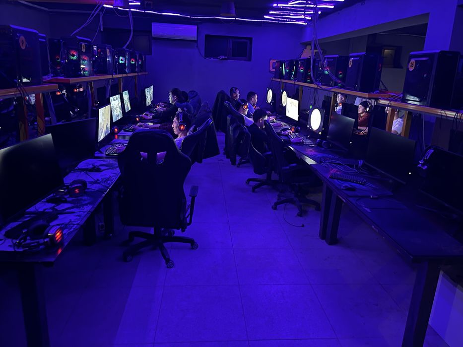 готовый бизнес. Компьютерный клуб комп клуб