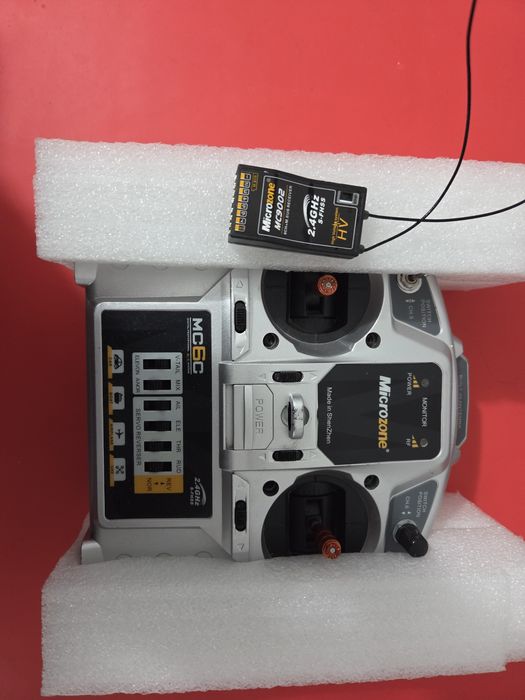 Vand radiocomanda  Microzone