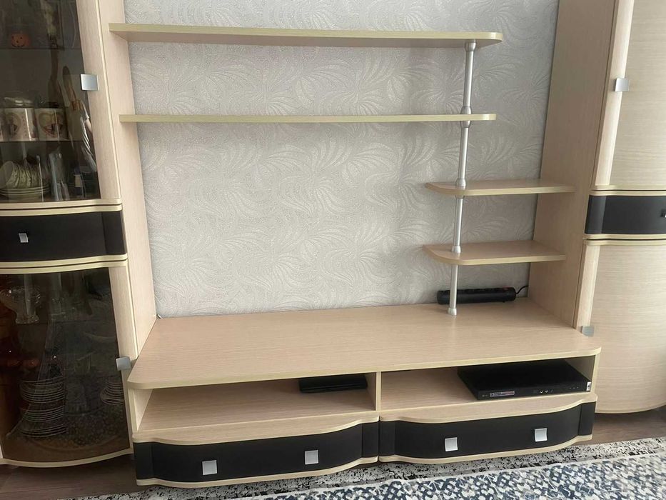 Продам стенку горку