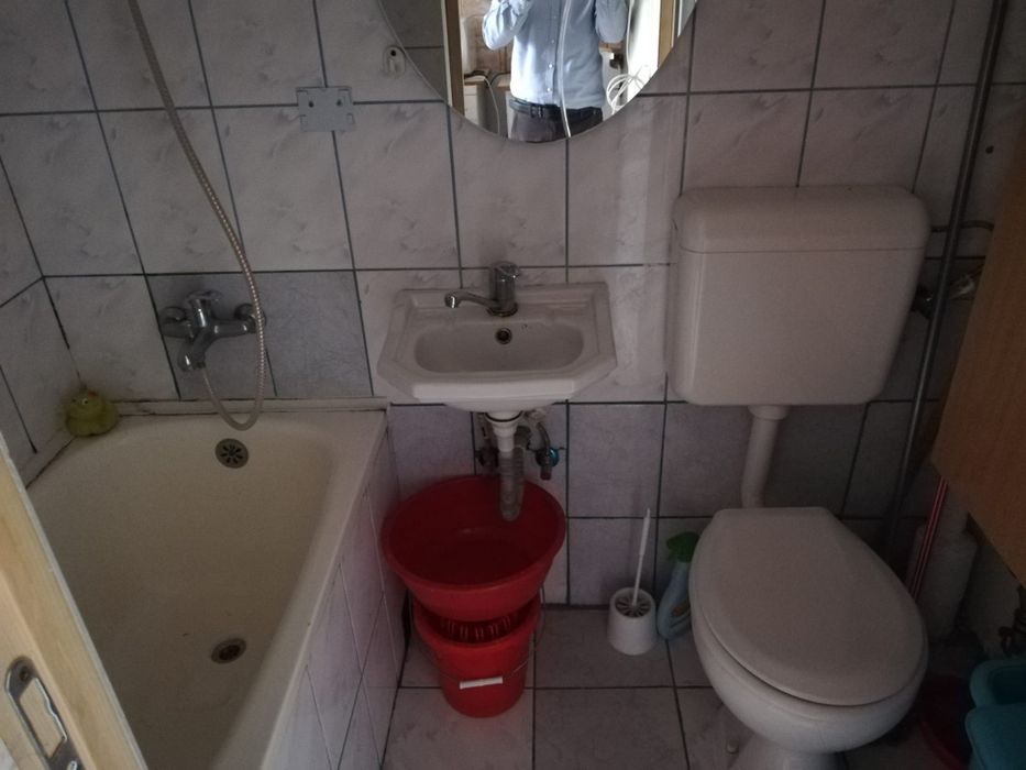 Garsoniera de vânzare strada Aluminei