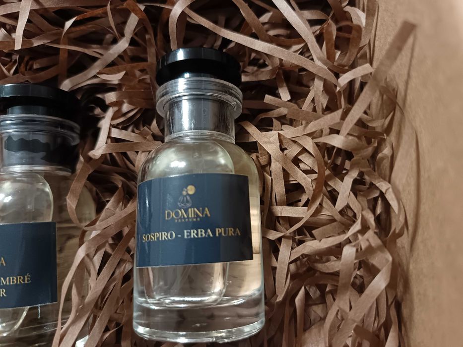 Три флакона духов