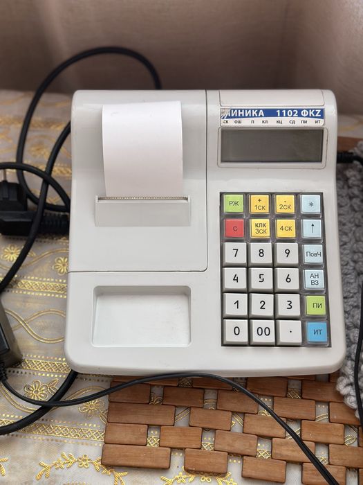 Продам кассовый аппарат