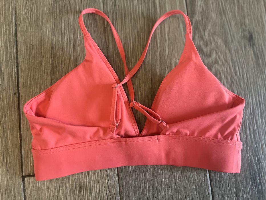 Кроп топ alo       .