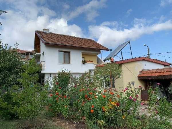 Къща в с.Извор, област Бургас