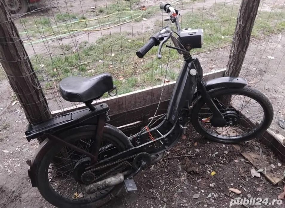 Vind moped Piaggio ciao fara motor