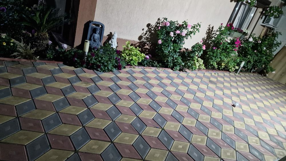 Extra preturi pentru pavaje si pavele model Topp cu montaj