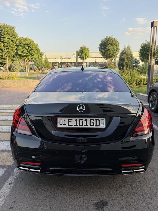 Mercedes Benz W222 S550
