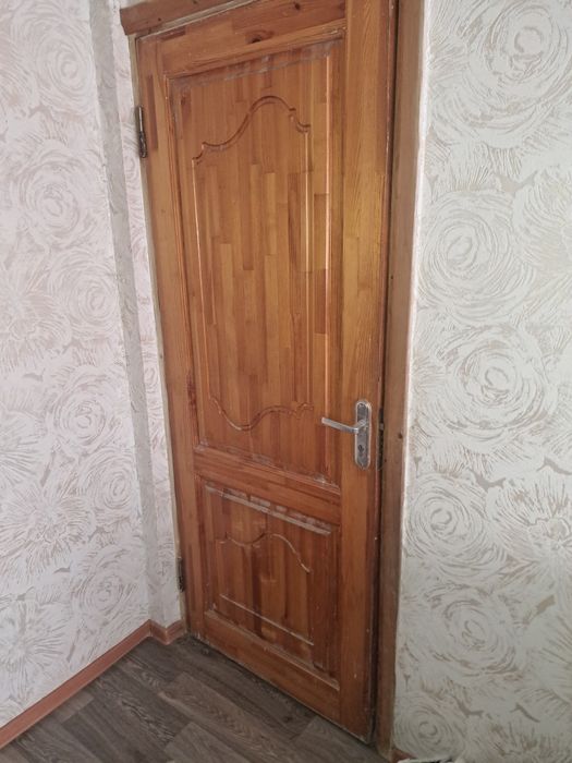 Продам двери межкомнатные